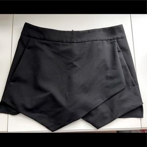 Aqua Black Mini Skort